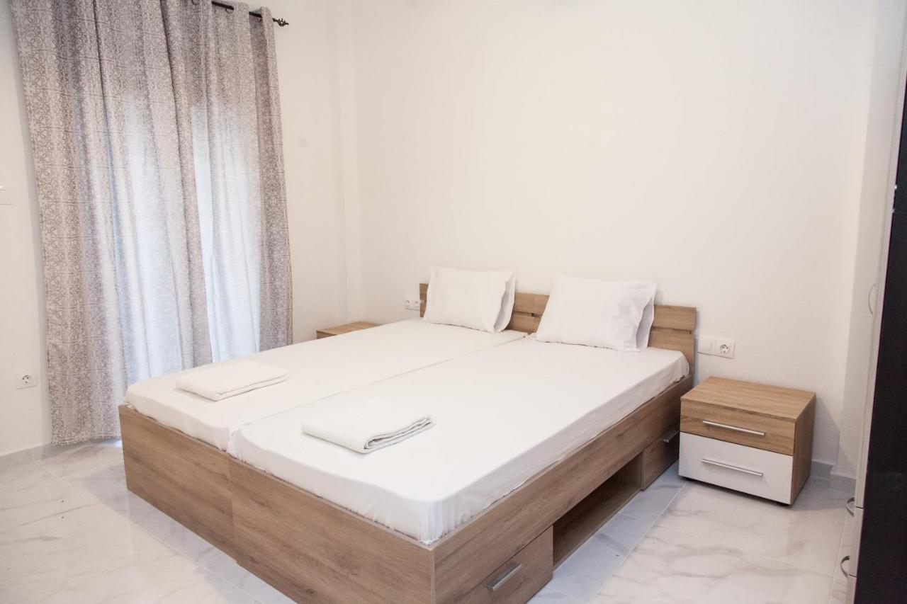 Modern 3-Bedroom Apartment Next To Koridallos Square Piraeus Luaran gambar