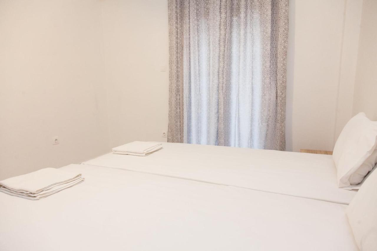 Modern 3-Bedroom Apartment Next To Koridallos Square Piraeus Luaran gambar